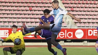 El Compos dispuso de varias ocasiones en el segundo tiempo para ganar el partido ante el Monta&ntilde;eros.