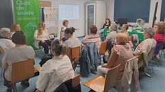 Una de las reuniones del Club en Vimianzo, a comienzos del 2025 