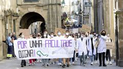 Farmacia reclama una �facultade digna�