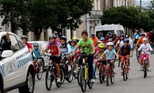 La salida, ma�ana, a las 10.30 en O Cant�n; para optar a los premios hay que rellenar el cup�n.