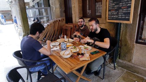 Primeras tapas fuera de casa en Pontevedra