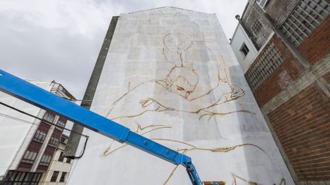 Mural de Alba Fabre, en la Avenida da Milagrosa 