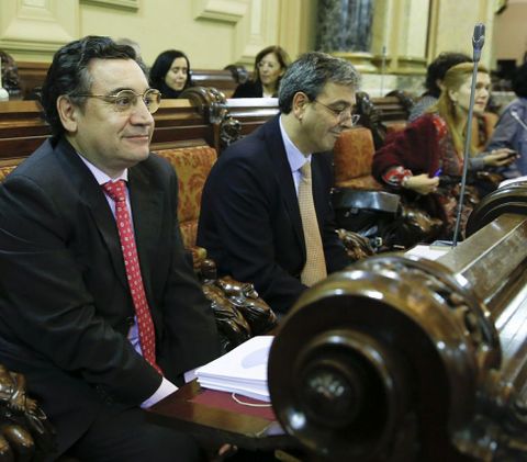 Jos� Manuel Dapena, portavoz del PSOE; Jos� Garc�a, edil socialista responsable de  Econom�a y Eugenia Vieito, concejala de Facenda. 