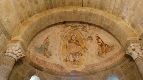 Pintura mural renacentista en el ábside la iglesia de Eiré