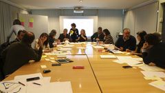 Una de las reuniones de los grupos de trabajo