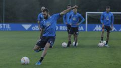 Anto�ito, durante una sesi�n de trabajo con el Deportivo