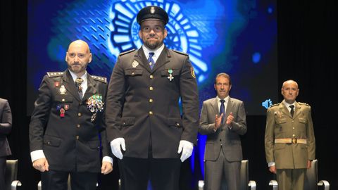 Fiesta de la Polic�a Nacional en Lugo, los condecorados