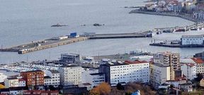 A estas alturas de 1987 estaba ejecut�ndose el relleno para la primera ampliaci�n de la que fue objeto el puerto de Ribeira.