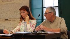 Sarela Betanzos y Xusto Ord��ez en una imagen de archivo de un pleno municipal