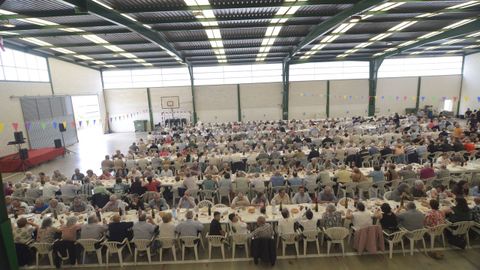 Comida de la tercera edad de Guntn 