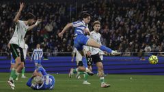 Mulattieri disparando a puerta ante el Racing de Santander