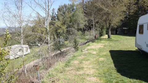 Zona de acampada y de autocaravanas del cámping de A Fonsagrada