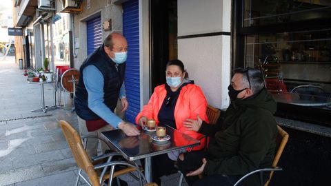 Terrazas en Bueu en el �ltimo d�a con la hosteler�a abierta hasta las 23 horas