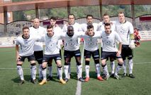 El conjunto asturiano estren� esta camiseta en el �ltimo partido de liga, en la que se homenajean los 15 t�tulos de Tercera del club. 