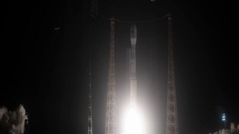 Lanzamiento del cohete que transporta la sonda Smile desde la Guayana francesa