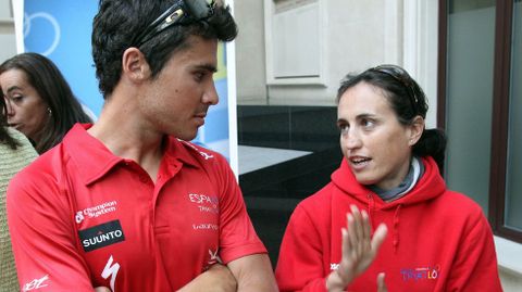 Con Ainhoa Murua durante la presentaci�n del campeonato del mundo de Triatl�n de Madrid (2011)