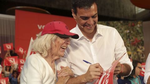 Pedro Snchez, con una simpatizante