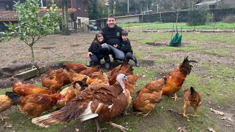 Ra&uacute;l&nbsp;vive en O Condado con su mujer, Esther, y sus hijos, Aaron y Neyra, hoy de 6 y 8 a&ntilde;os