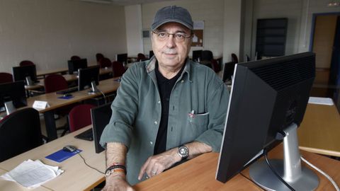 Soler trabajó en varias ocasiones en Galicia, como cuando filmó las movilizaciones sociales de la Transición, cuando se ocupó del poblado gitano de O Vao o cuando rodó un filme sobre Ramón Sampedro.