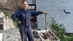 Isabel Martínez en La Viliella, en Cangas del Narcea