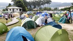 En imagen de archivo, acampada del Resurrection Fest en el parque Pernas Pen, en Cantarrana