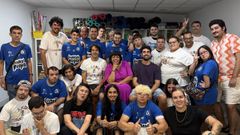 El grupo DiversidArte en el bajo de la asociaci�n Poten100mos, en A Coru�a.
