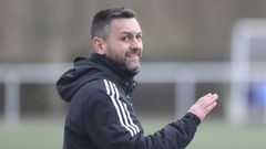 M�chel Alonso en una imagen tomada en el campo de O Pote.