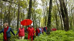Acto vecinal en la Carballeira de Casali�os para reivindicar su permanencia