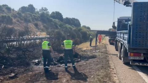 Lugar donde se salió de la calzada el coche de los futbolistas y empezó a arder