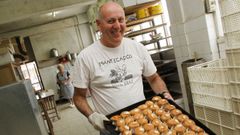 Centenares de mantecados ponteses elaborados cada d�a de forma artesanal