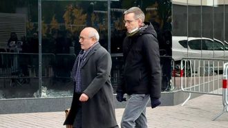 Santiago Laiglesia, principal sospechoso del crimen, y su abogado.