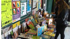 Imagen de archivo de un mercadillo de libros en el Conseyu de Moced� de Xix�n