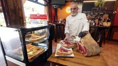 �scar Caseiro, gerente de un establecimiento de referencia en la carne de vacuno