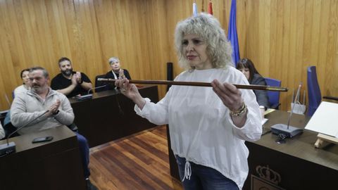 Diana Piñeiro, en el pleno en el que fue investida alcaldesa de Cambre