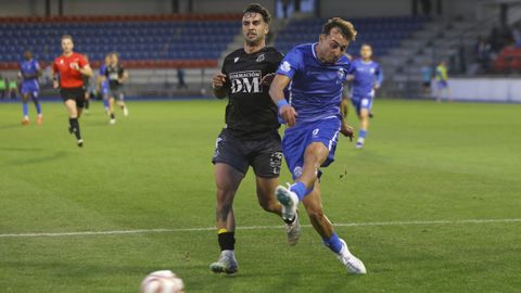 Viti Oliver gole&oacute; en el final del choque para redondear el 3-0