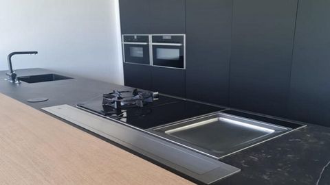 La cocina cuenta con el último equipamiento