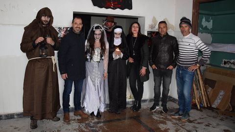 Algunos de los integrantes del Monasterio del Terror, en Lugones