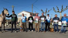 Representantes de la entidad organizadora y colaboradores, en la presentaci�n.