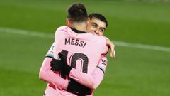 Messi celebra con Pedri el tercer gol del Bara en Valladolid