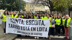 Protesta impulsada por la ANPA del CEIP de Tarro para pedir ms personal y medios.