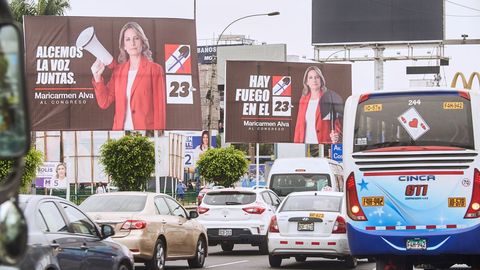 Propaganda electoral de Acci�n Popular, una formaci�n centroderechista que lidera los sondeos a las elecciones del domingo