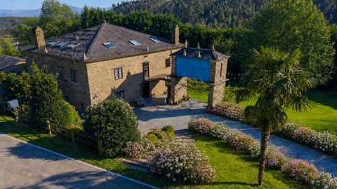 Casa Do�ano, en Vilela, edificio se�orial en venta por 1,5 millones de euros