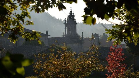 Senderismo en O Pereiro de Aguiar.El Concello acaba de poner en marcha tres nuevas rutas por el municipio y suma 50 kilmetros de trazados de senderismo