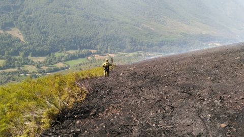 Un voluntario de la BRIF Tineo en Degaa, en una imagen de archivo