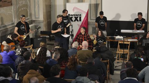 Actuacion de los Coquitos , grupo de internos del psiquiatrico de Conxo