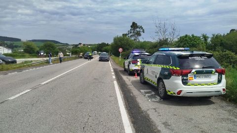 Siniestro de tráfico en la N-642 en Foz