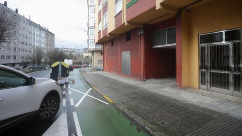 Todos los accesos a los vados estar�n pintados con una gran equis, y la pintura, al ser diferente, tiene un color distinto. Todav�a hay muchos vacos que no se han pintado