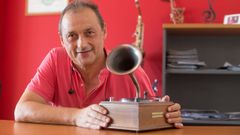 F�lix Cabodevila lleva 35 a�os siendo agente de espect�culos