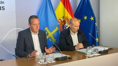 El consejero de Medio Rural y Poltica Agraria, Marcelino Marcos, y el director general de Planificacin Agraria, Marcos da Rocha, comparecen en rueda de prensa tras la reunin del Consejo de Gobierno.<br />