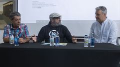 Los ponentes fueron, de izquierda a derecha: el escritor, Suso Lista; el presidente de APTCM, Pepe Formoso; y el arque�logo de patrimonio de la Xunta, �ngel Carreira.
